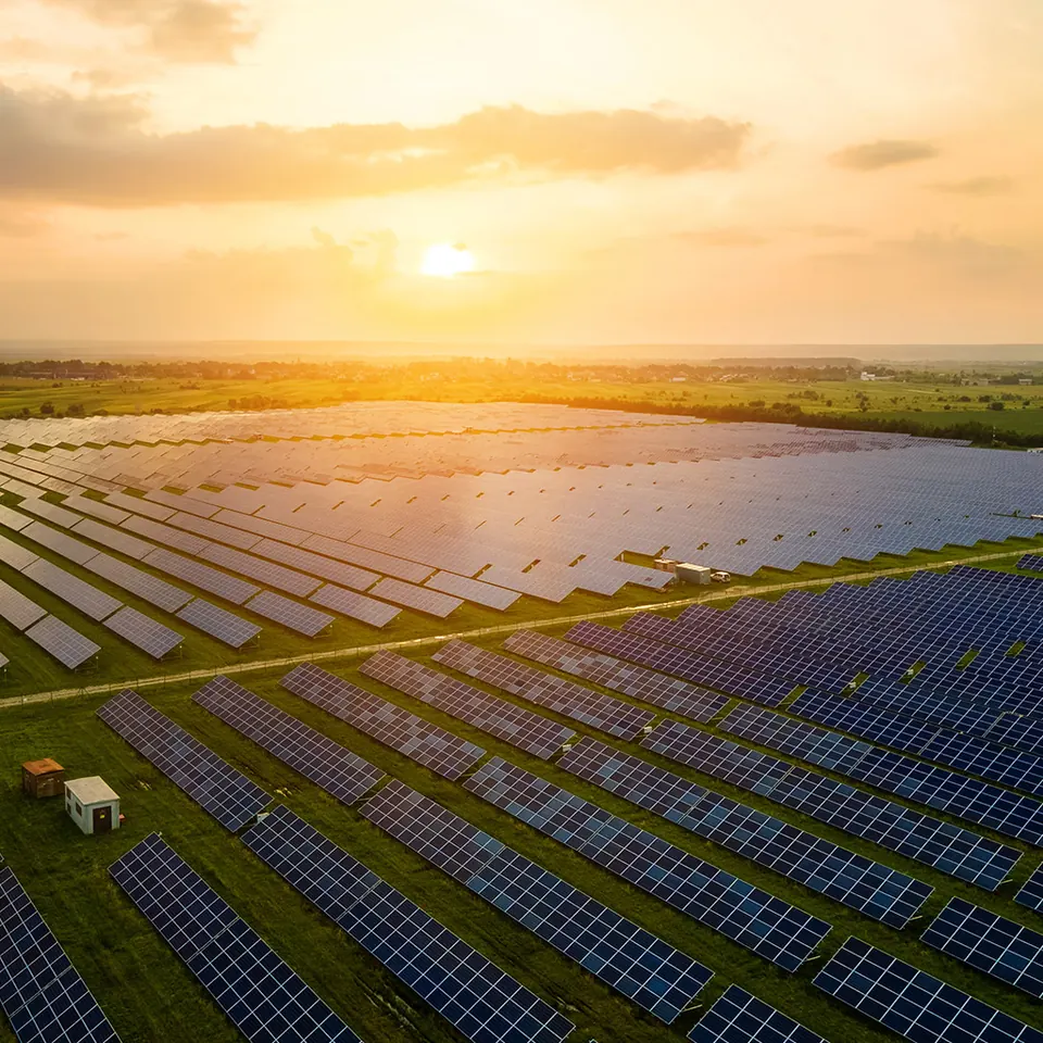 Antalya'da kamu binası GES için çatı güneş enerjisi santrali